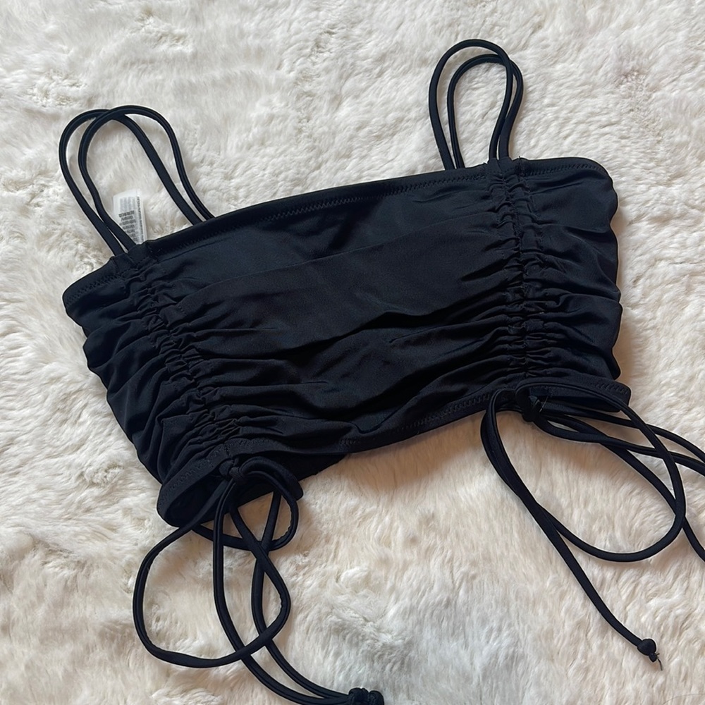 Victoria’s Secret Swim Top - SIZE: XS